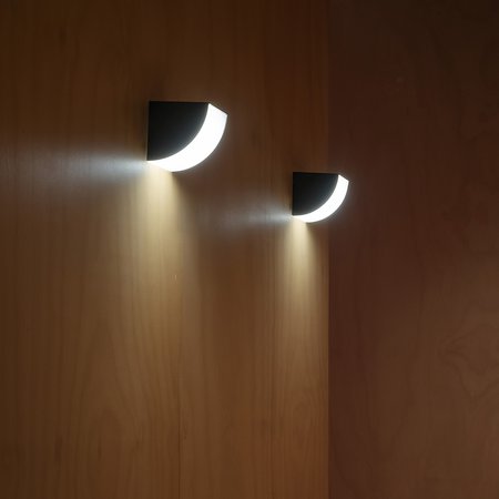Phase Wall Light
